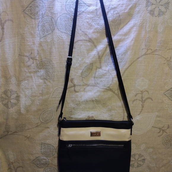 Stylish Black and Cream Men's Crossbody Bag - Picture 1 of 7